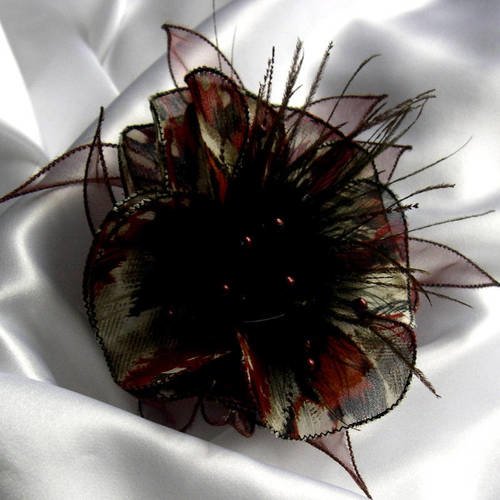 Barette fleur en tissu, organza, plumes et perles, accessoires coiffure, mariage, fête, cadeau, beige et marron, 118