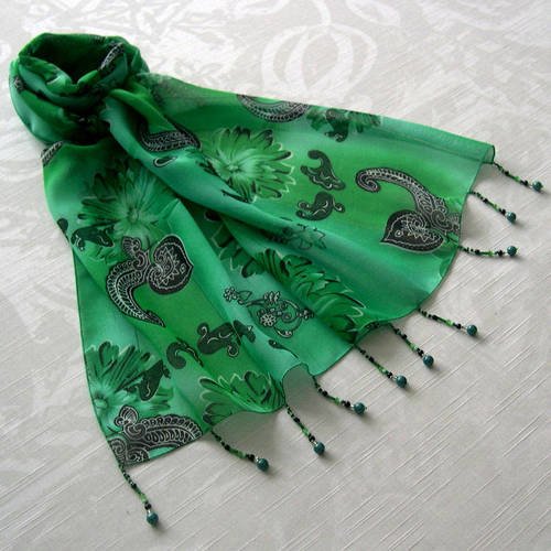 Foulard décoré de perles, écharpe légère, accessoires femme, foulard vert et noir, motif fleuri 122