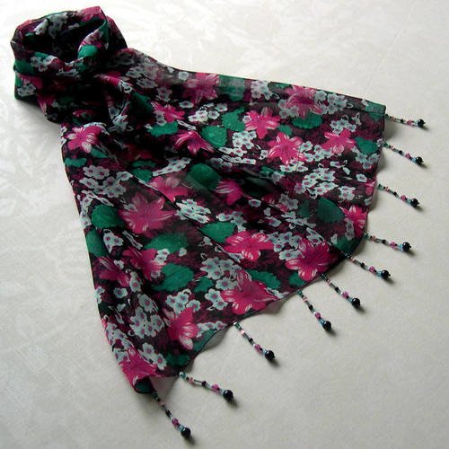 Foulard décoré de perles, écharpe légère, accessoires femme, noir, vert et rose, motif fleurs 112