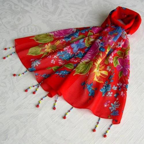 Foulard décoré de perles, écharpe légère,  accessoires femme, cadeau, rouge, multicolore, motif fleurs 087