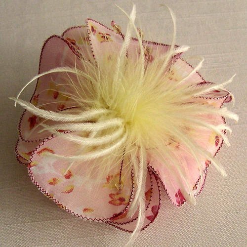 Barette fleur en tissu, plumes et perles, accessoires coiffure, mariage, rose et jaune, 0