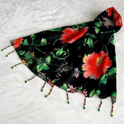 Foulard décoré de perles, écharpe légère, accessoires femme, noir, rouge et vert,  motif fleurs, 075