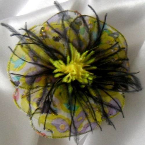 Broche fleur en tissu, organza, plumes et perles, accessoires femme, jaune et noir, 245