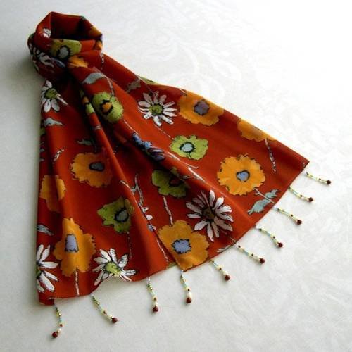 Foulard décoré de perles, écharpe légère, accessoires femme, orange, jaune et vert, motif fleurs, 258