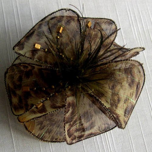Barette fleur en tissu, plumes et perles, accessoires coiffure, marron, vert, 031