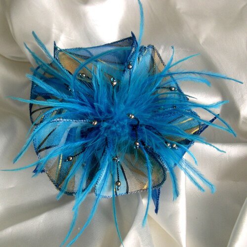 Barrette fleur en tissu, organza, plumes et perles, accessoires femme, mariage, cadeau, fleur bleue et beige, 115