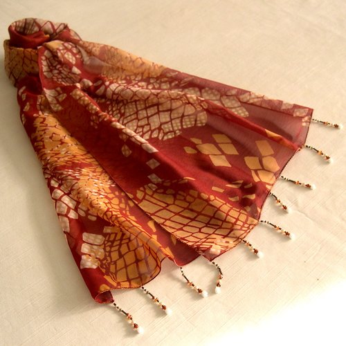 Foulard décoré de perles, écharpe légère, foulard bijou, accessoires femme, cadeau, marron beige, motif abstrait, 267