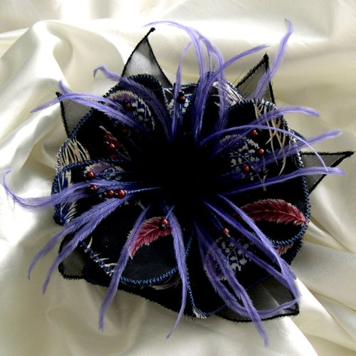 Broche fleur en tissu, organza, plumes et perles, accessoires femme, mariagen fête, cadeau, noir beige et violet, 281