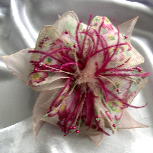 Broche fleur en tissu, organza, plumes et perles, accessoires femme,mariage, fête, cadeau, beige et bordeaux, 295