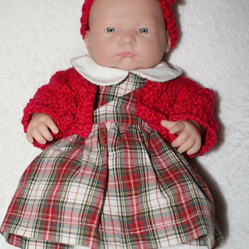Vêtement pour poupée mini  reborn , 9 pouces ou 23 cm, robe en coton fond blanc  imprimé jacquard rouge bordeaux