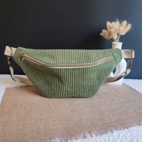 Sac banane velours côtelé vert kaki