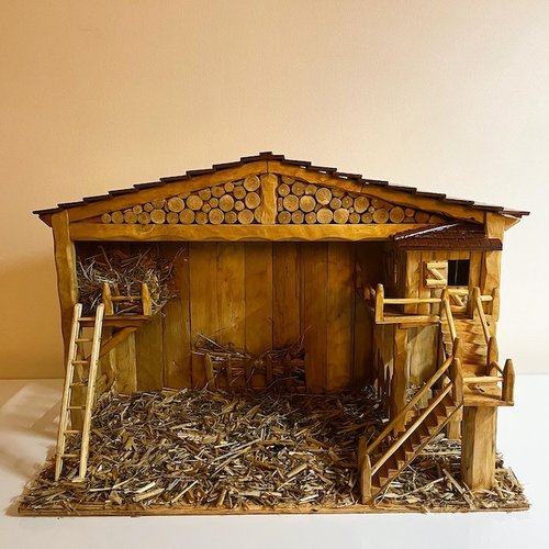 Crèche de noël artisanale en bois sagrada familia, made in france