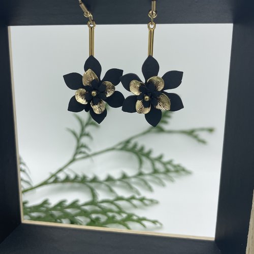 Boucles mini matala