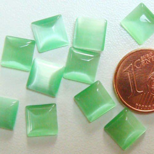10 cabochons carré 8x8mm oeil de chat vert 