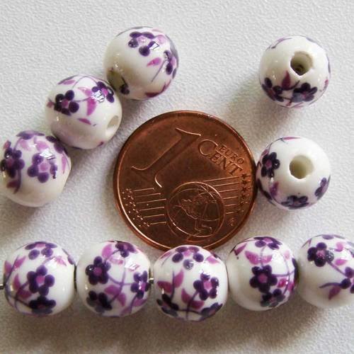 10 perles rondes 8mm porcelaine fond blanc fleurs violet