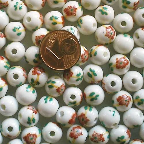 10 perles rondes 8mm porcelaine motif fleurs fond blanc 