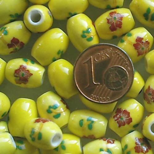10 perles ovales 10x8mm porcelaine motif fleurs fond jaune 