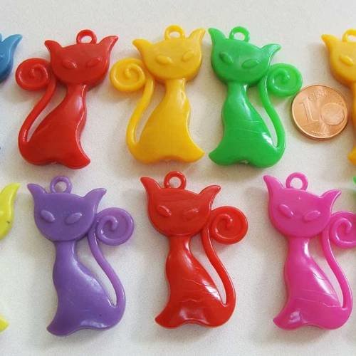 10 pendentifs chat assis 41mm acryliques mix couleurs res-50 