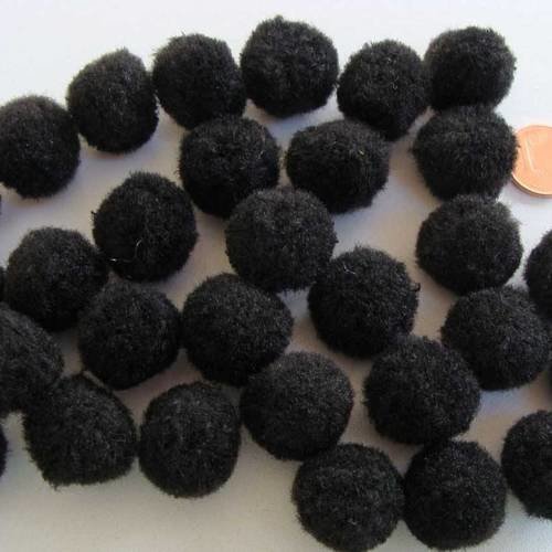 30 pompons ronds 20mm environ peluches polyester noir 