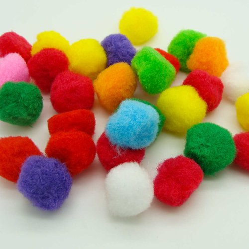 30 pompons ronds 20mm environ peluches polyester mix couleurs 