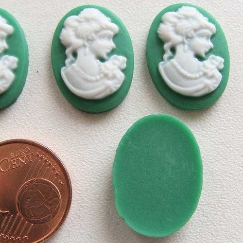 10 cabochons ovales 18x13 resine camée vert profil femme blanc cab59 