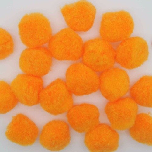 20 pompons ronds 25mm environ peluches polyester orange clair