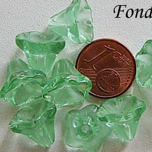 10 perles fleurs cones 12mm vert clair nature création bijoux déco