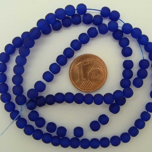 100 perles bleu fonce rondes 4mm en fil verre simple aspect givre 
