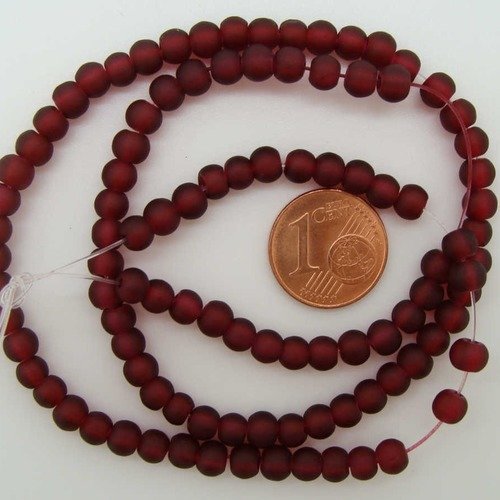 100 perles rouge sombre rondes 4mm en fil verre simple aspect givre 