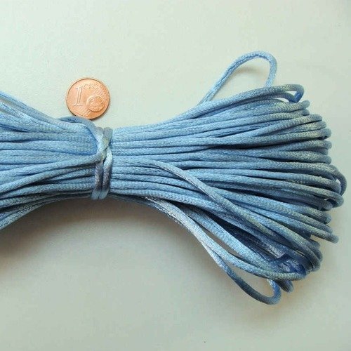 18 mètres queue de rat 2mm bleu clair en écheveau fil cordon satiné