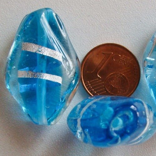 2 perles bleu 30mm losange twist verre lampwork ruban argenté diy création bijoux