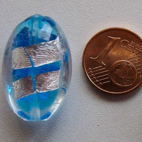 2 perles galets ovales 23mm bleu verre lampwork ruban argenté diy création bijoux