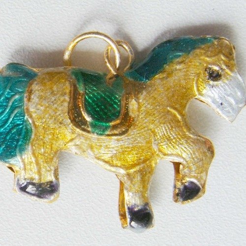 1 pendentif cheval 31mm métal cloisonné marron doré