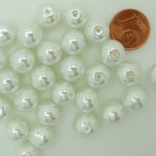 30 perles 10mm verre peint aspect nacré rondes blanc