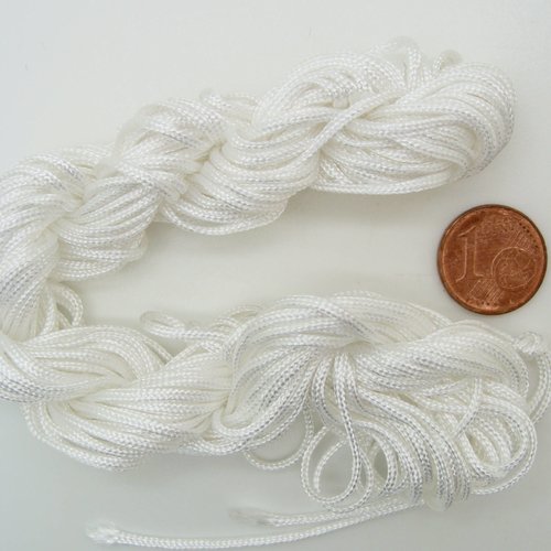 Fil echeveau 12m nylon tressé 1,5mm blanc