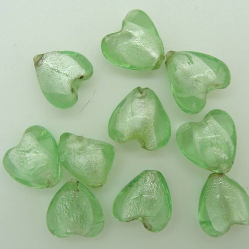 10 perles coeurs 12mm vert verre façon murano feuille argentée diy création bijoux