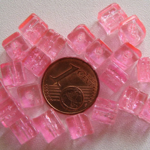 20 perles verre craquele cubes 6mm rose création bijoux