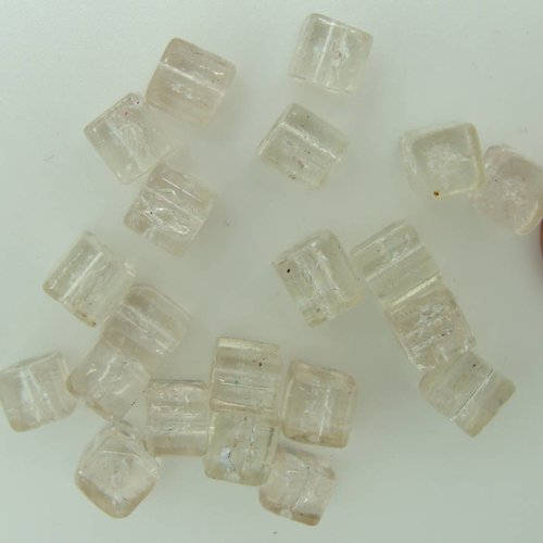 20 perles verre craquele cubes 6mm transparent création bijoux