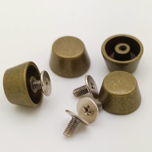 4 pieds métal couleur bronze à visser 12x7mm pour cartonnage boîte sac