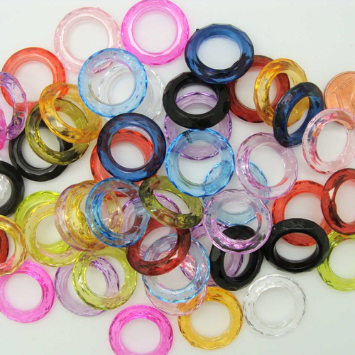 50 anneaux acryliques 20mm mix couleurs translucides