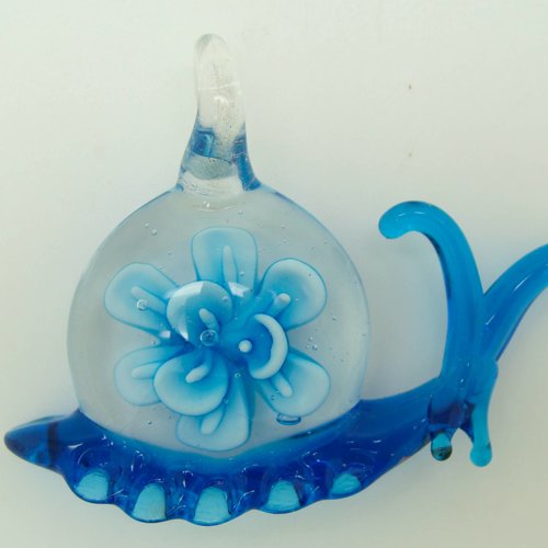 Pendentif escargot bleu avec fleur animal 60mm en verre lampwork pour création de bijoux collier