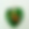 Pendentif coeur vert emeraude volutes multicolores 38mm verre diy création bijoux
