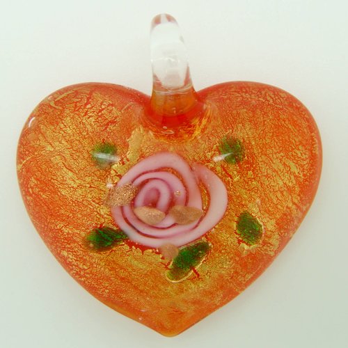 Pendentif coeur doré et rouge motif fleur rose et touches vertes 40mm verre diy création bijoux