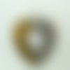 Pendentif coeur bicolore jaune et feuille argentée touches dorées 51mm verre diy création bijoux