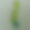 Pendentif fleur mauve 37mm sur tige verte en verre lampwork pour création de bijoux collier