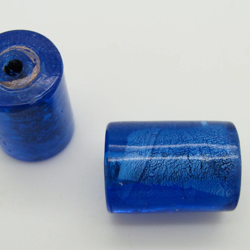 2 perles tubes 22mm bleu foncé verre feuille argentée diy création bijoux