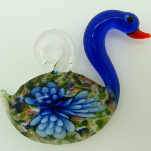 Pendentif cygne bleu foncé avec fleur animal oiseau 54mm en verre lampwork pour création de bijoux collier