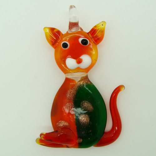 Pendentif chat rouge et vert touches dorées animal 62mm en verre lampwork pour création de bijoux collier