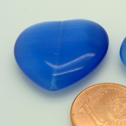 2 perles coeur 25mm bleu foncé verre oeil de chat diy création bijoux