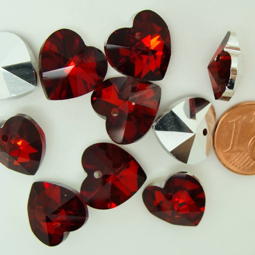 10 breloques coeur rouge 14mm verre facetté métallisé argenté charm perle